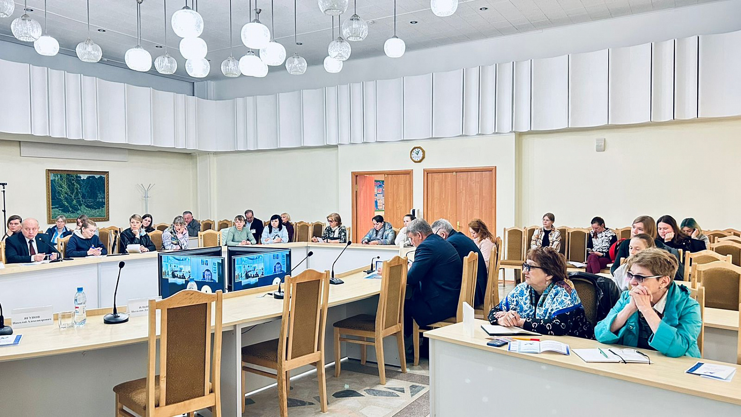 Коневоды со всей страны провели конференцию и семинар на базе СФНЦА РАН
